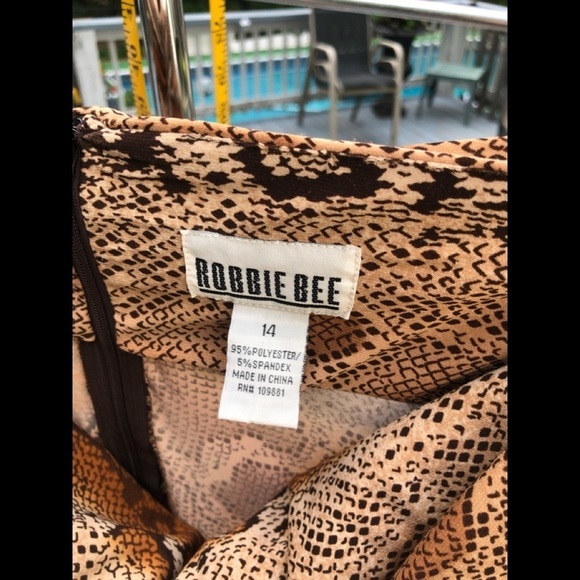 Robbie Bee size 14 brown snake print halter dress with stretch - Picture 14 of 14
